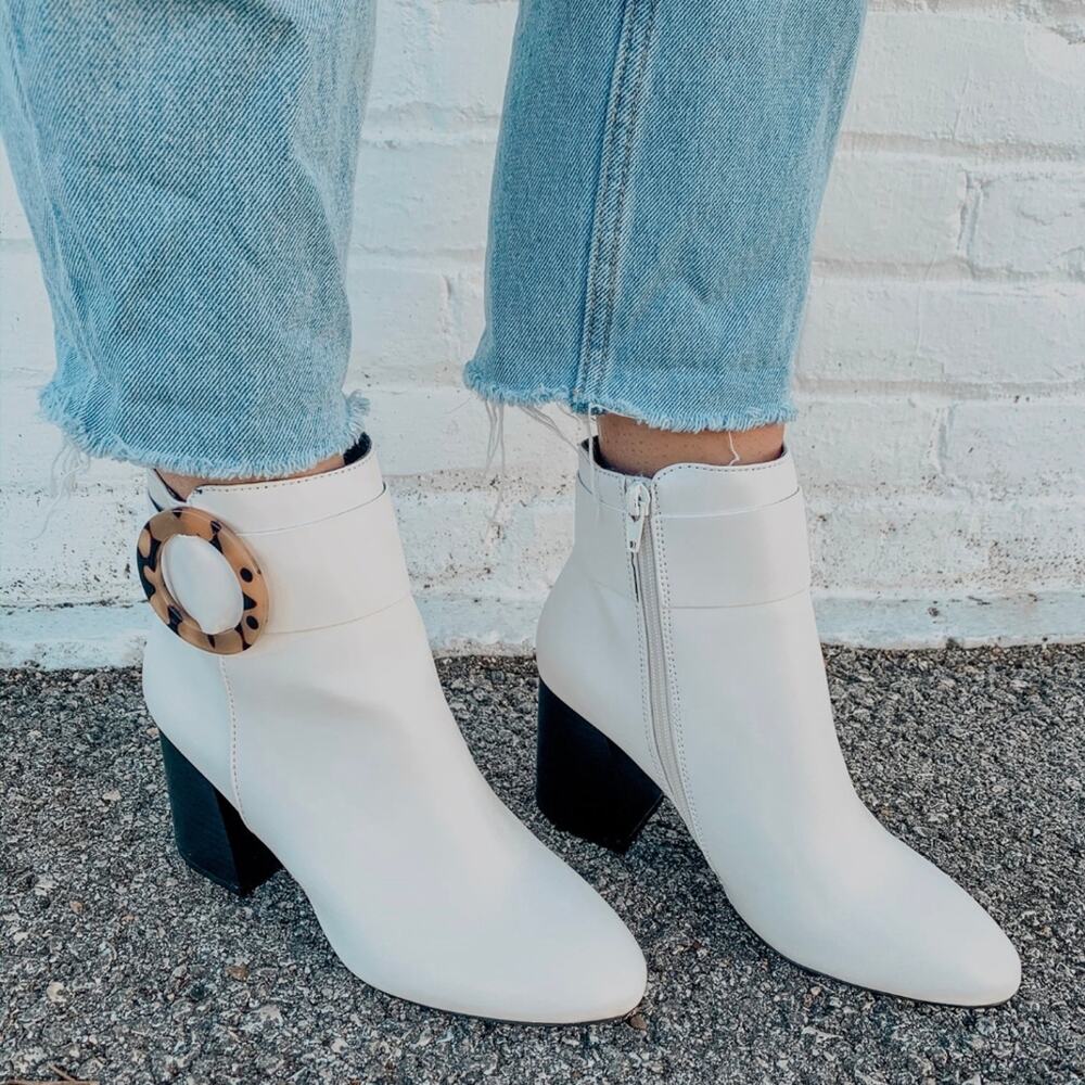 Qupid Metis Ankle Boot